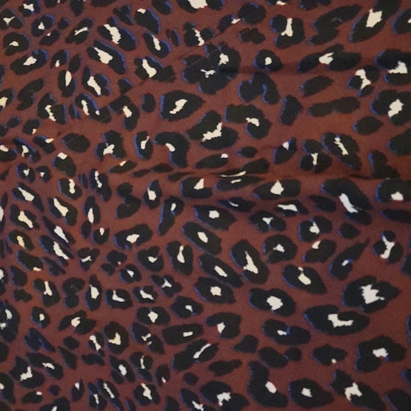 Top - Picture 3 of 4